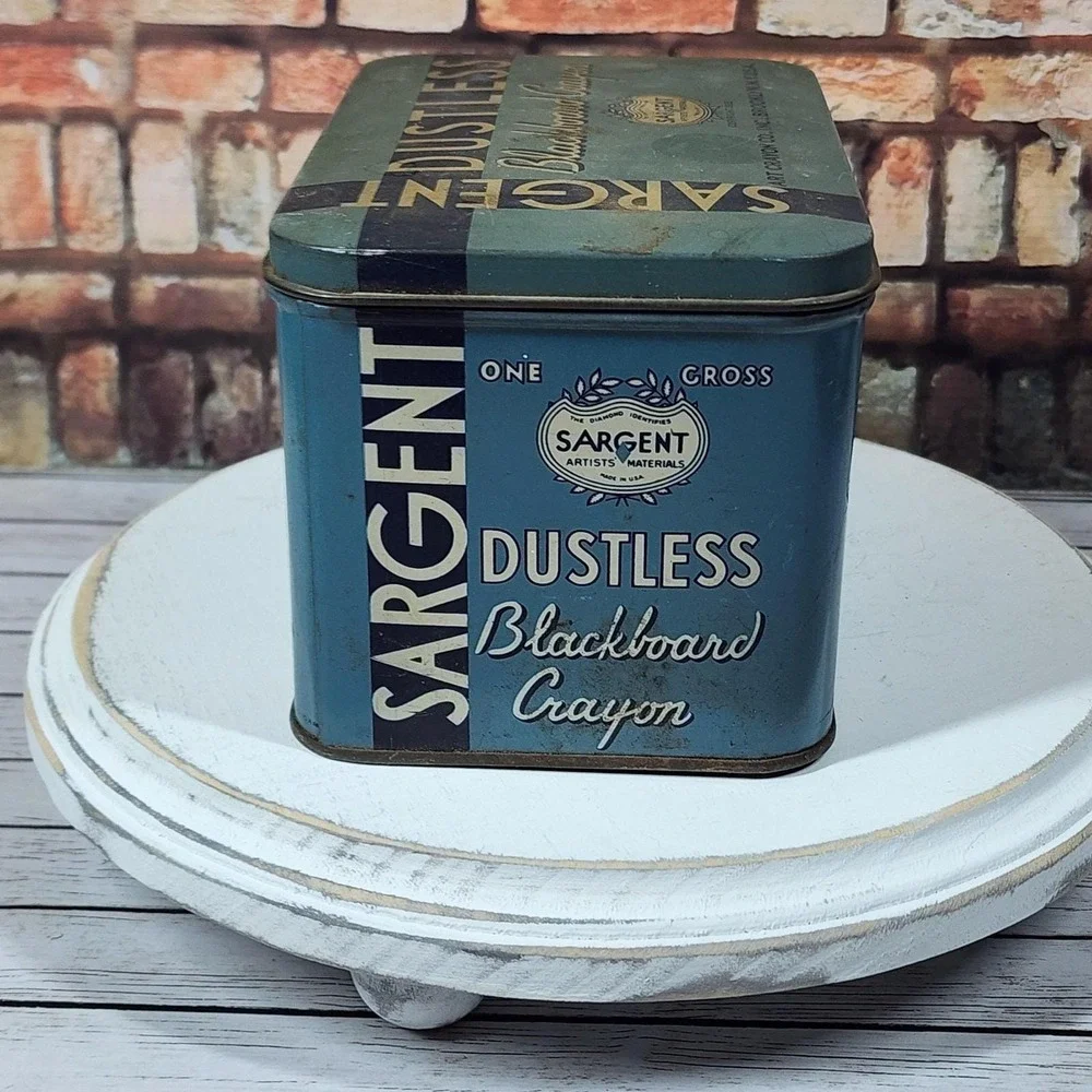 Vintage 1930s Sargent Dustless Blackboard‎ Crayon Tin Box Cottagecore